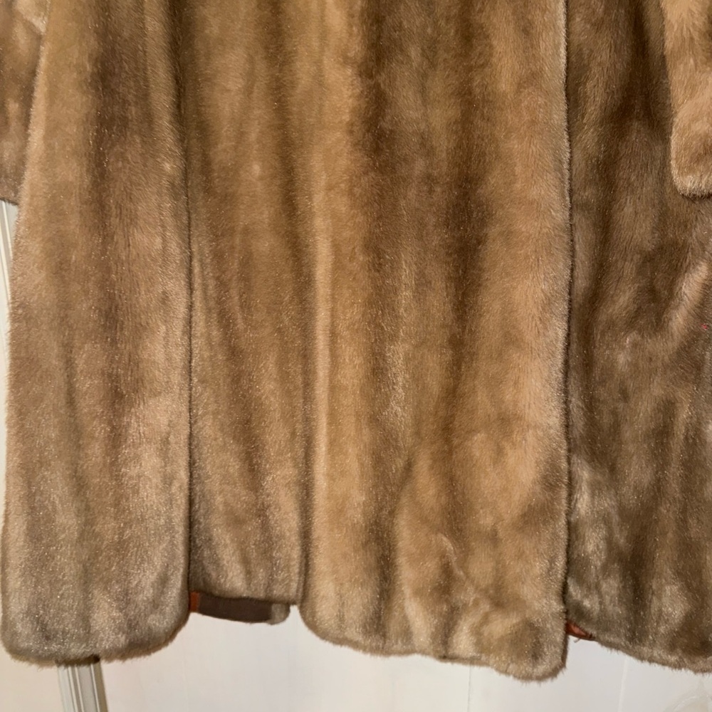 Grandella Sportowne Long Fur Coat - Picture 8 of 10